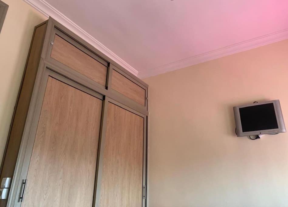 Comodo Apartamento A 8 Min Del Aeropuerto De Casablanca,Wifi Ultra Rapido Y Parking Gratis Derroua Exterior photo