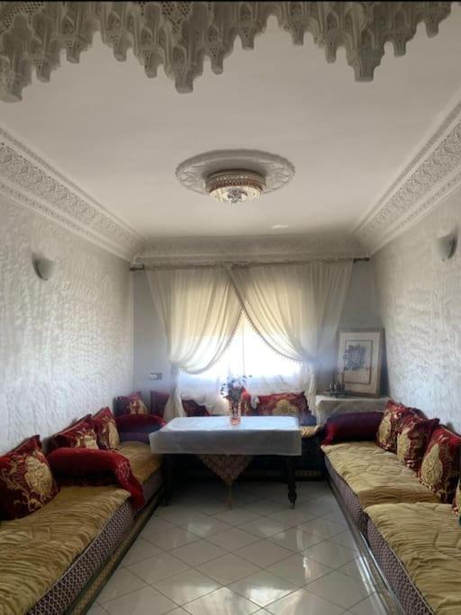 Comodo Apartamento A 8 Min Del Aeropuerto De Casablanca,Wifi Ultra Rapido Y Parking Gratis Derroua Exterior photo
