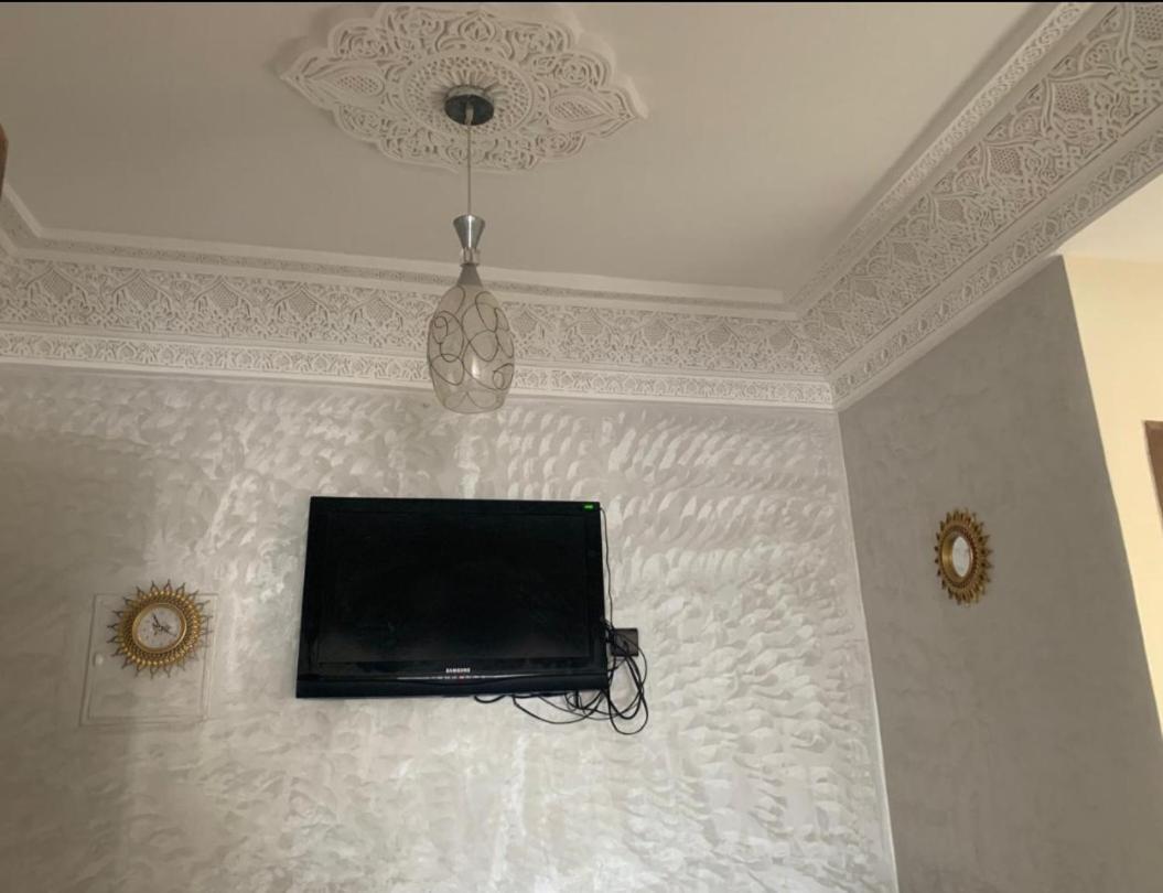 Comodo Apartamento A 8 Min Del Aeropuerto De Casablanca,Wifi Ultra Rapido Y Parking Gratis Derroua Exterior photo